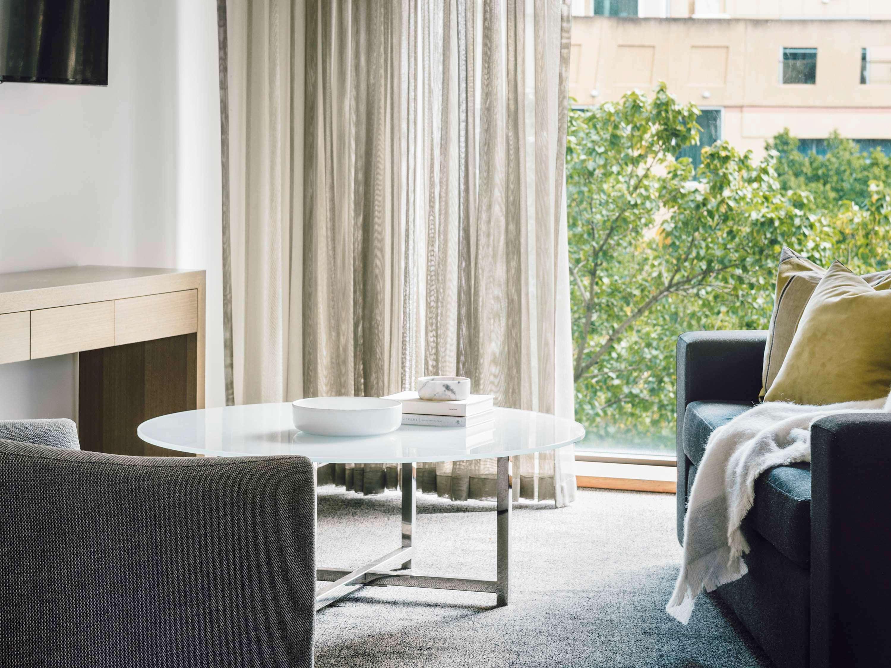 The Como Melbourne Dış mekan fotoğraf A living room at the hotel